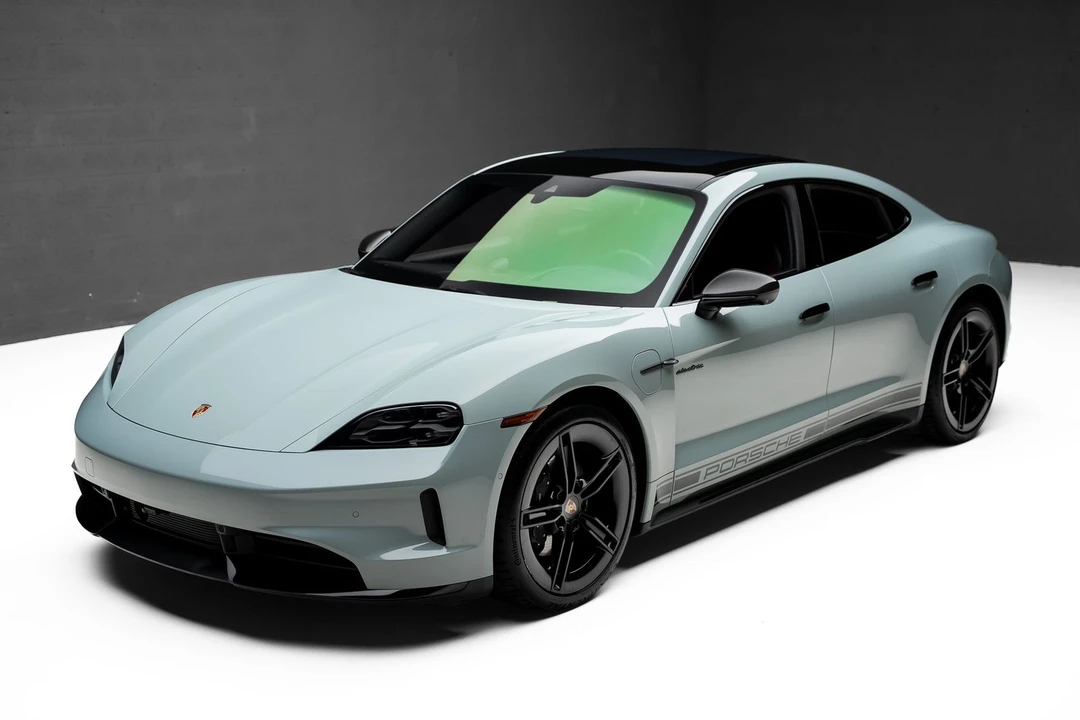 2025 Porsche 718 Cayman - Image 5 of 31