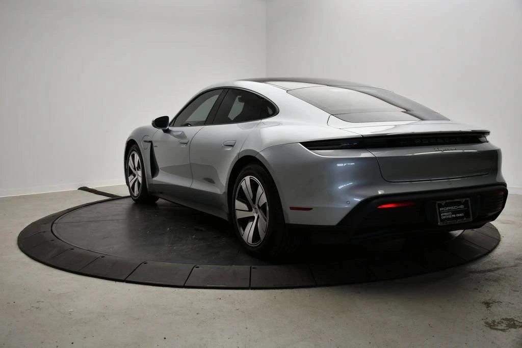 2025 Porsche Taycan 4 - Image 3 of 5