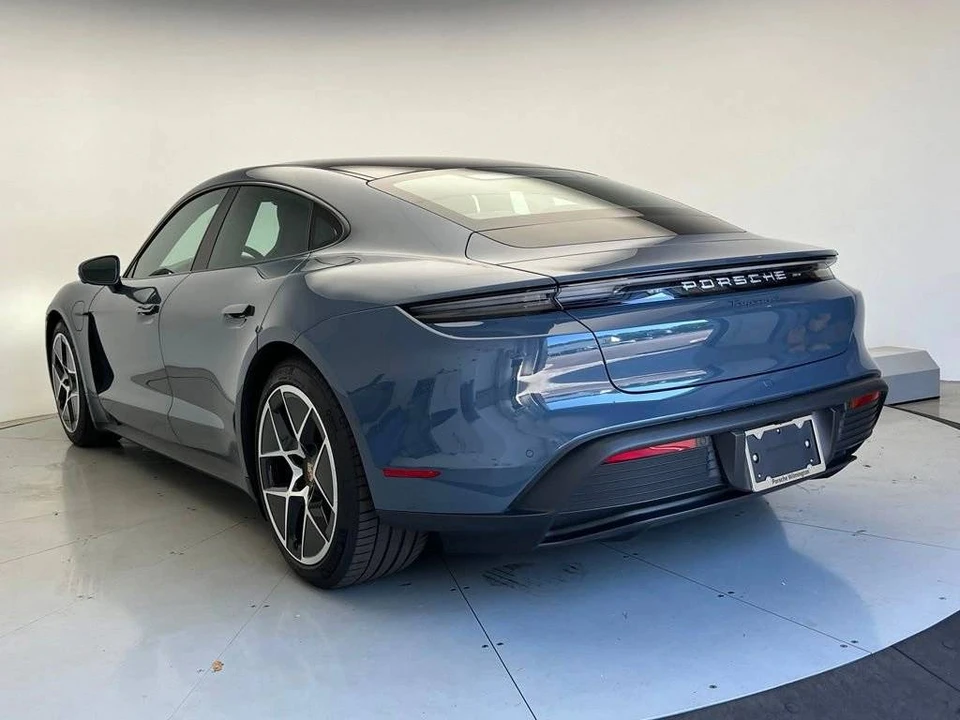 2025 Porsche Taycan 4 - Image 3 of 5