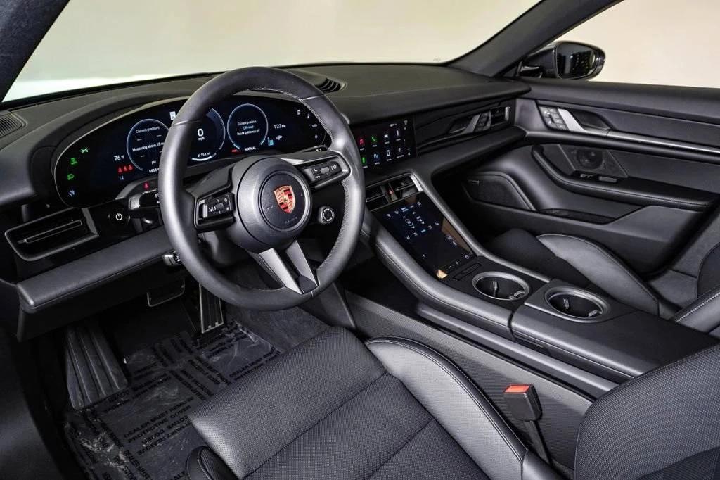 2025 Porsche Taycan 4 - Image 4 of 5