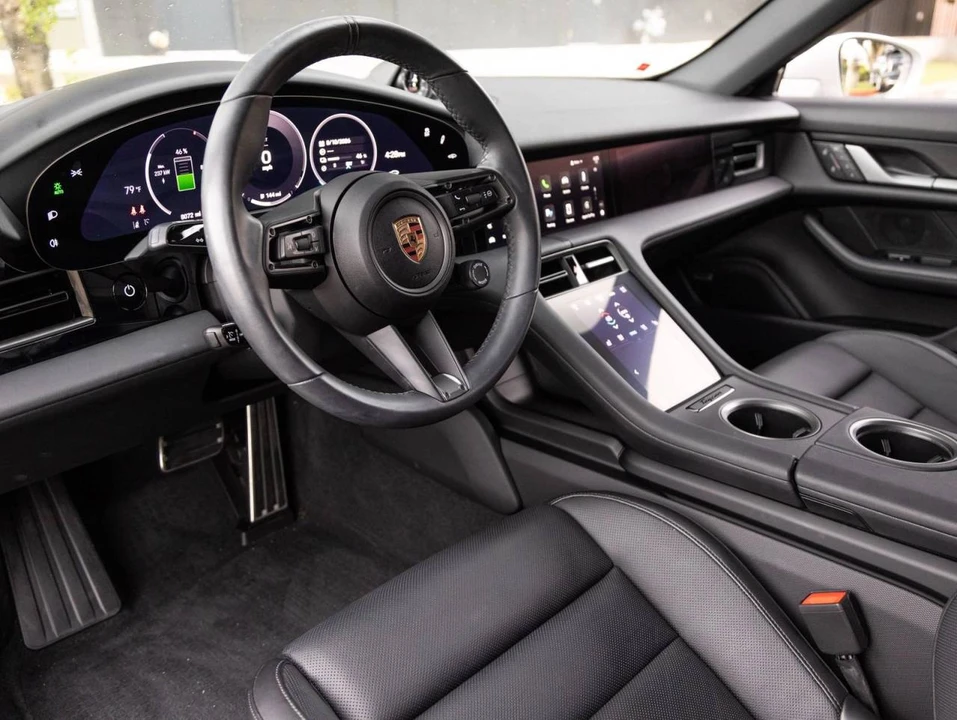 2025 Porsche Taycan 4 - Image 3 of 5