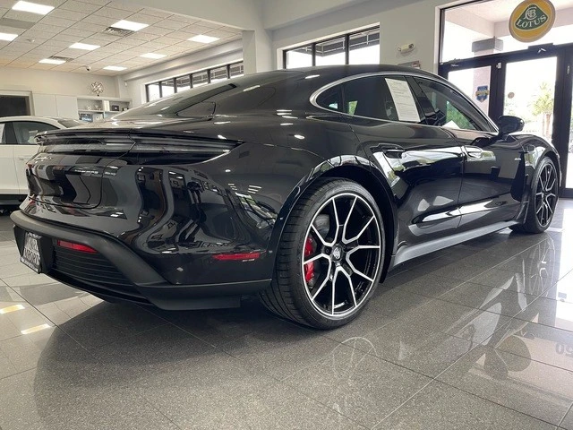 2025 Porsche Taycan 4S - Image 5 of 31