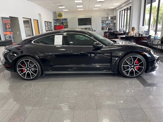 2025 Porsche Taycan 4S - Image 6 of 31