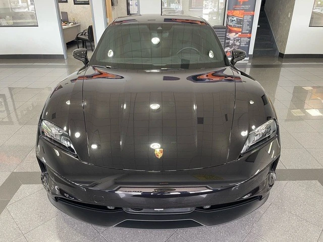 2025 Porsche Taycan 4S - Image 9 of 31