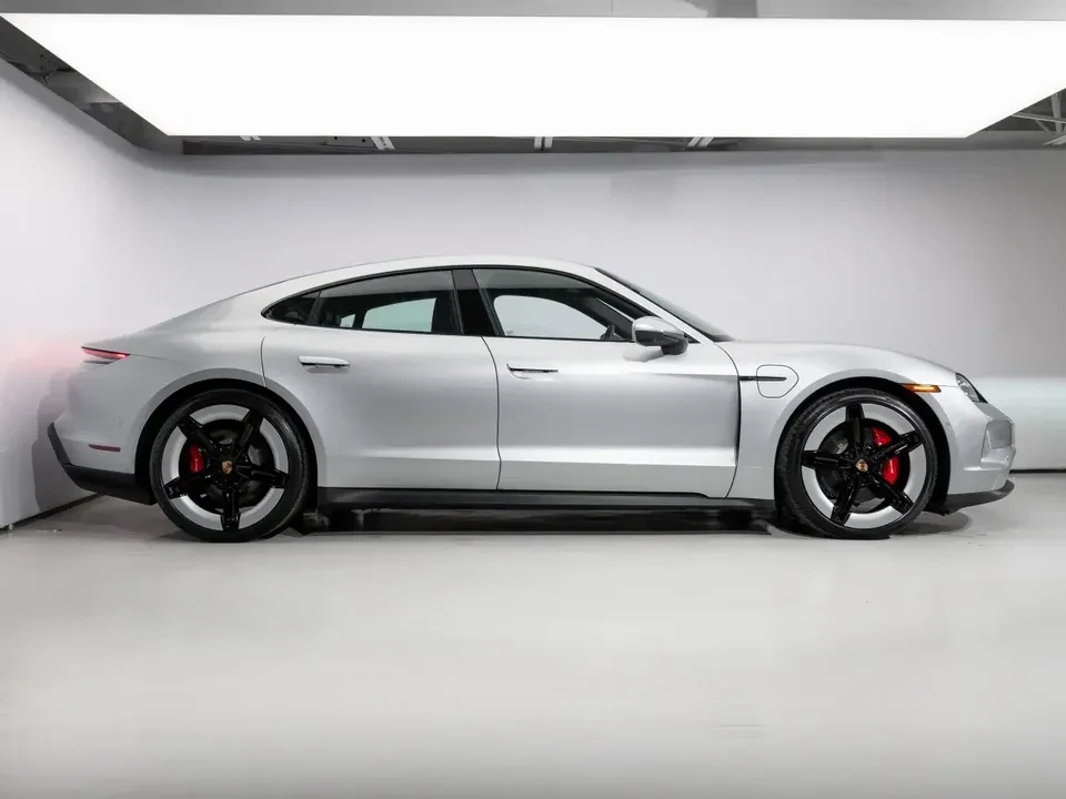 2025 Porsche Taycan 4S - Image 4 of 20