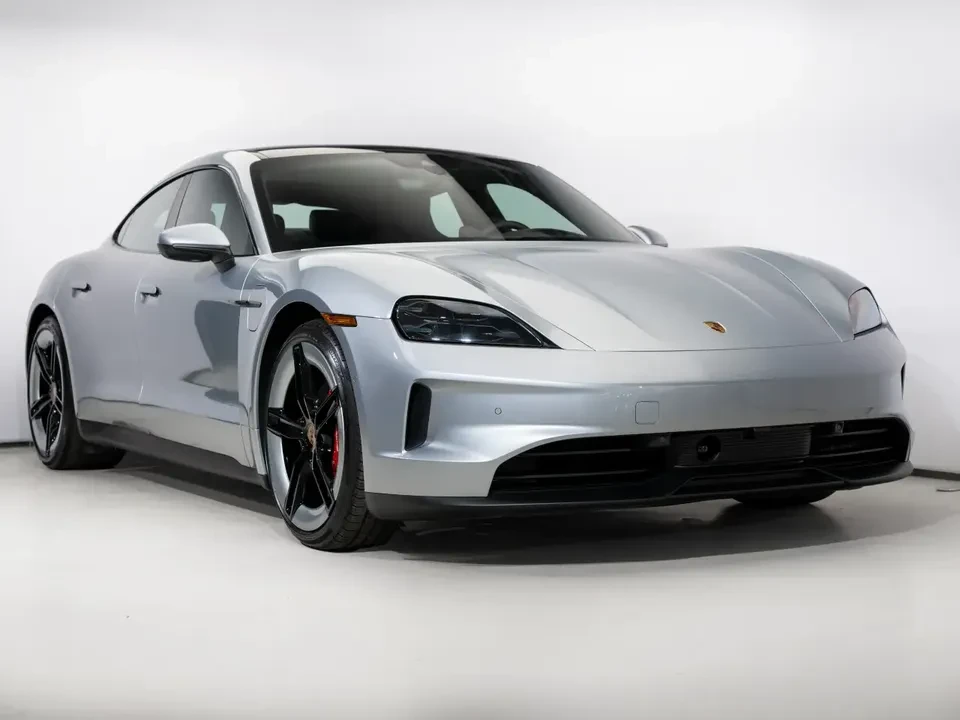 2025 Porsche Taycan 4S - Image 6 of 20