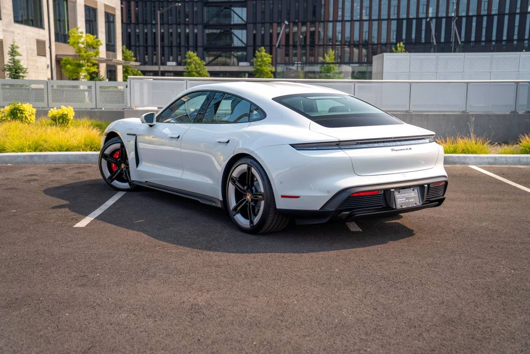 2025 Porsche Taycan 4S - Image 3 of 5