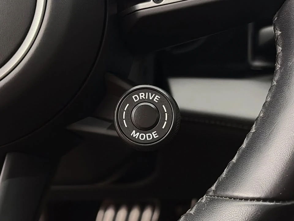 2025 Porsche Taycan 4S - Image 13 of 20