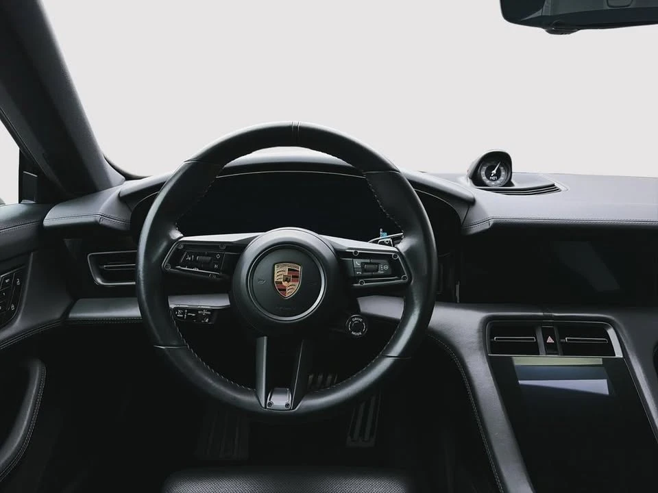 2025 Porsche Taycan 4S - Image 11 of 20