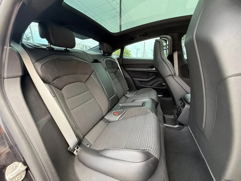 2025 Porsche Taycan - Image 14 of 14