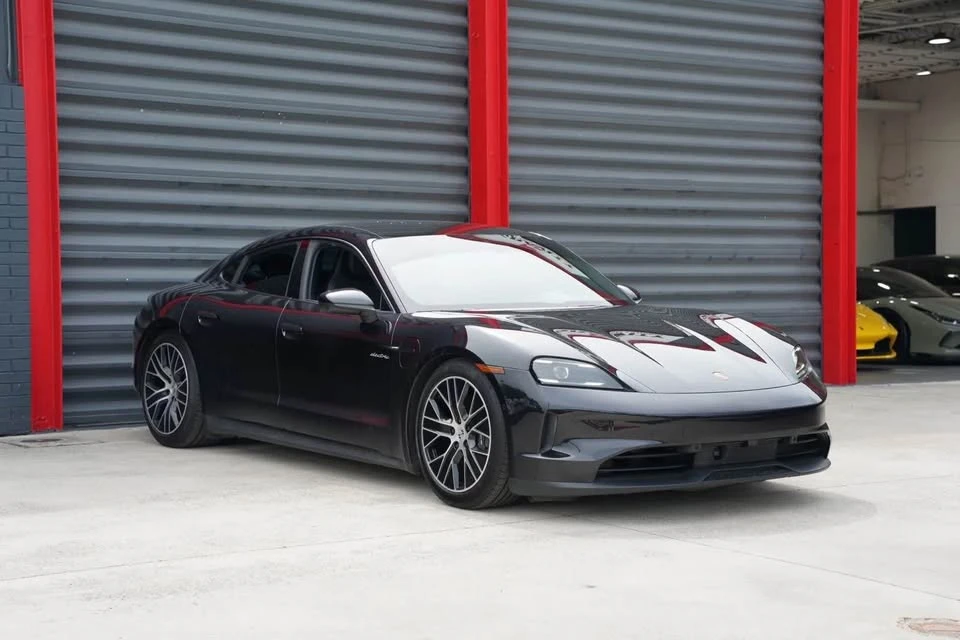 2025 Porsche Taycan - Image 3 of 14