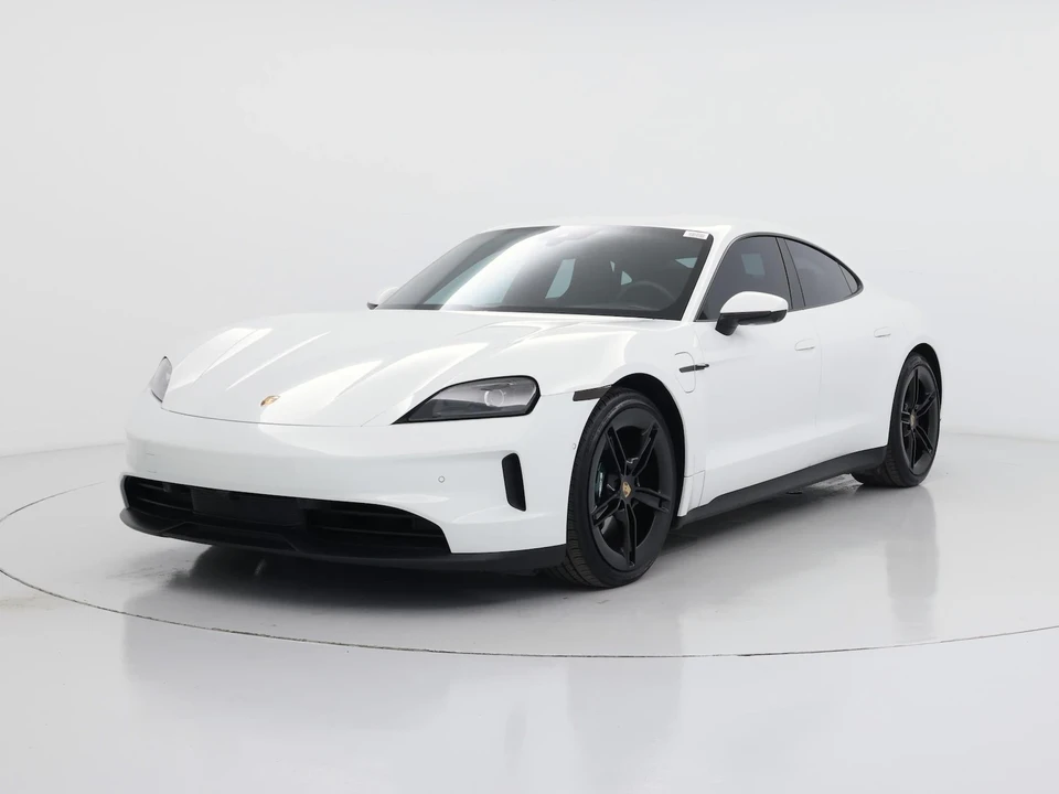 2025 Porsche Taycan - Image 5 of 26