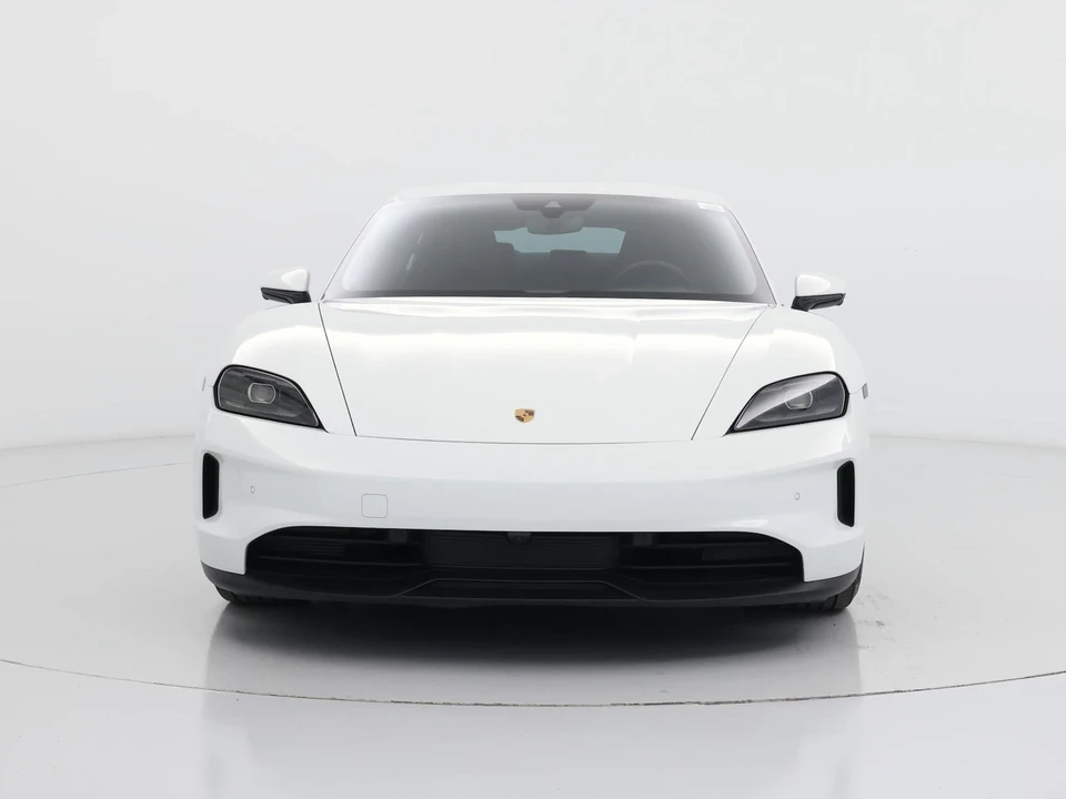 2025 Porsche Taycan - Image 6 of 26