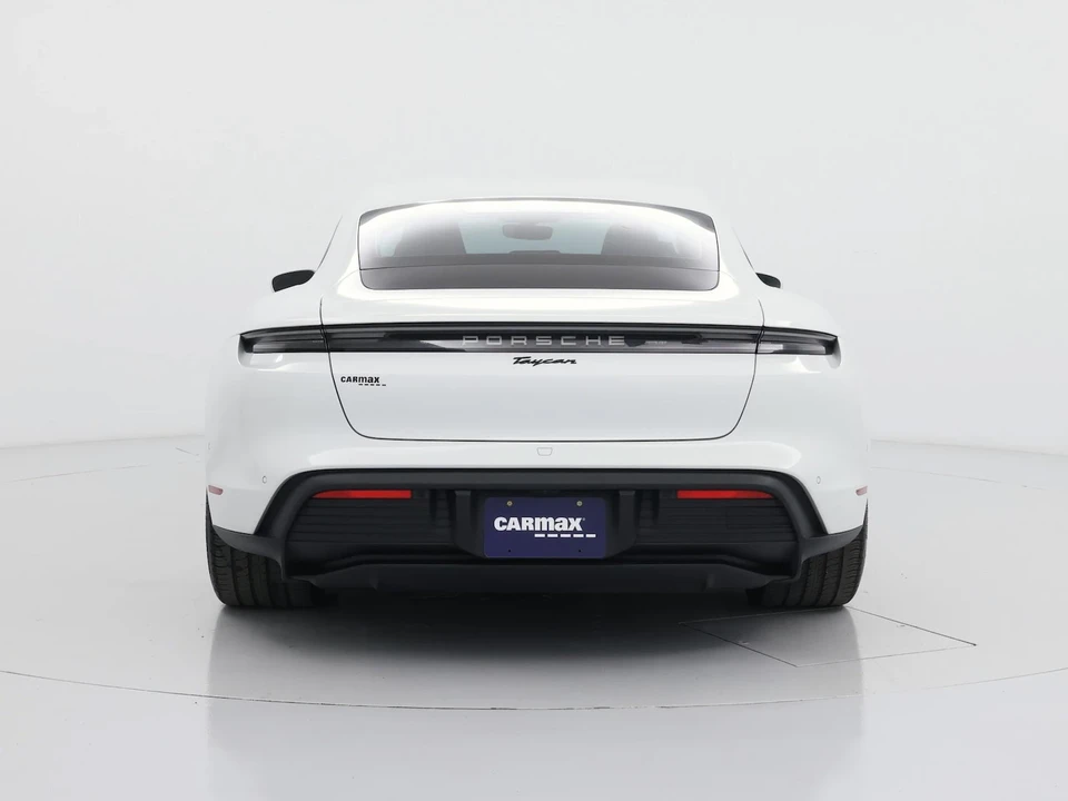 2025 Porsche Taycan - Image 7 of 26