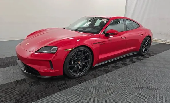 2025 Porsche Taycan GTS