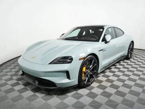 2025 Porsche Taycan GTS