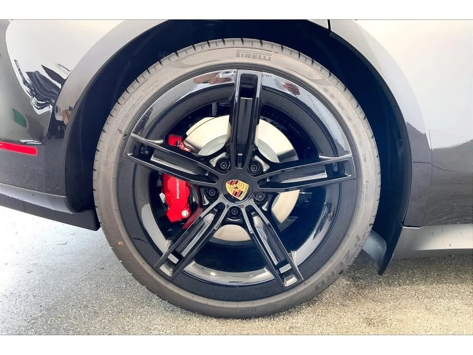 2025 Porsche Taycan - Image 17 of 18