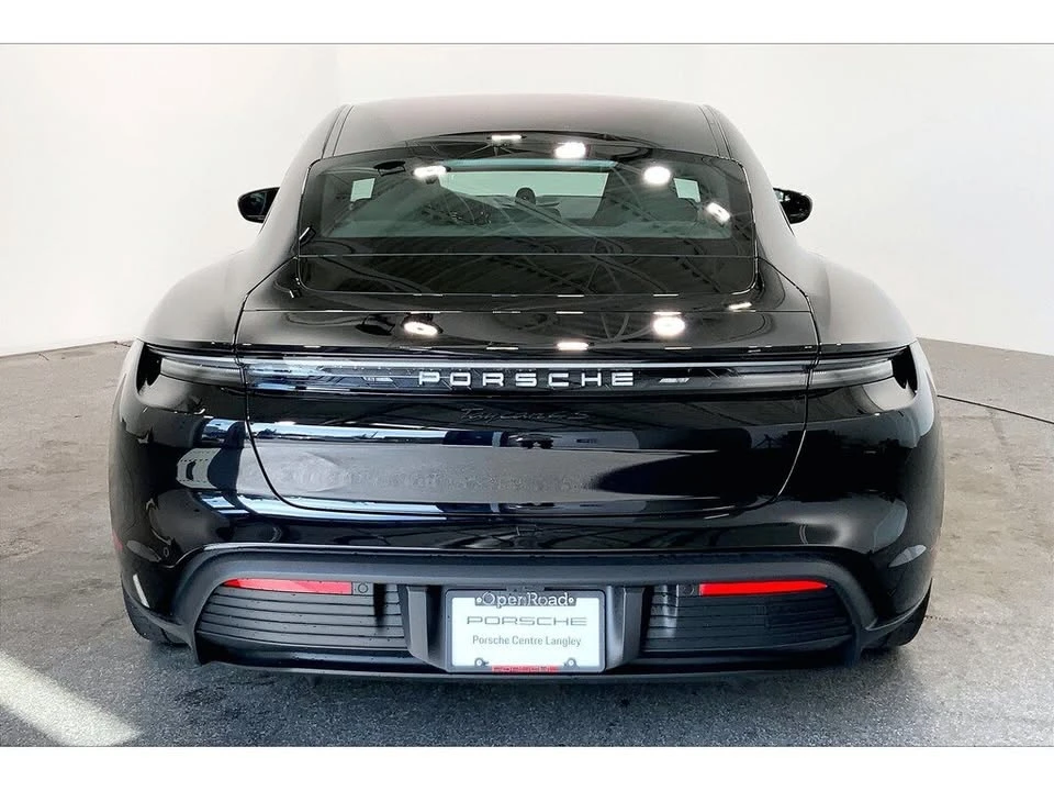 2025 Porsche Taycan - Image 6 of 18