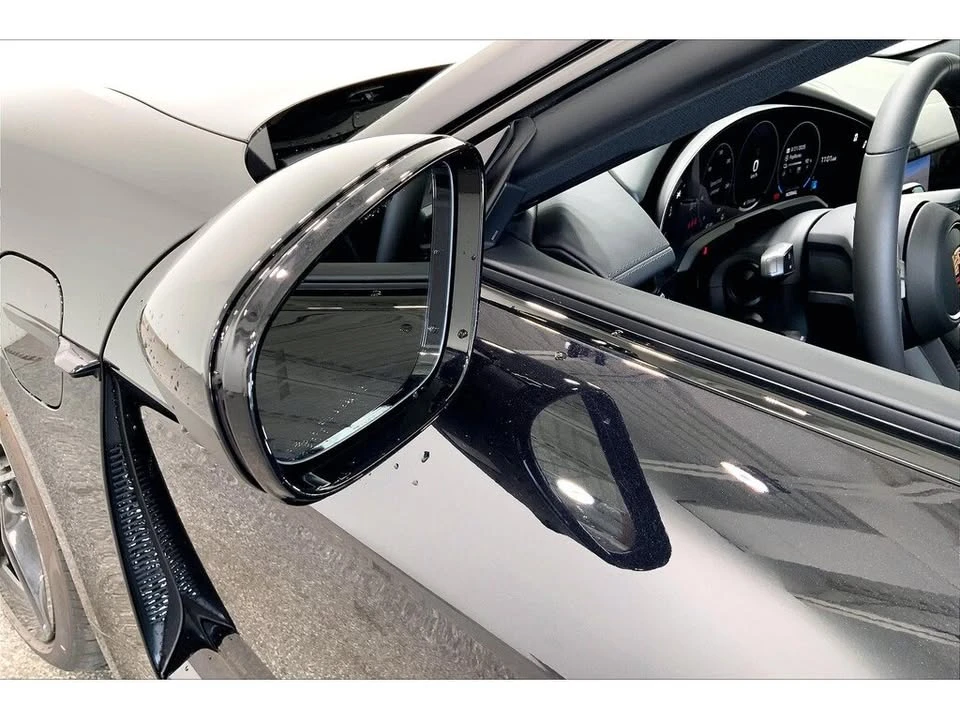 2025 Porsche Taycan - Image 11 of 18