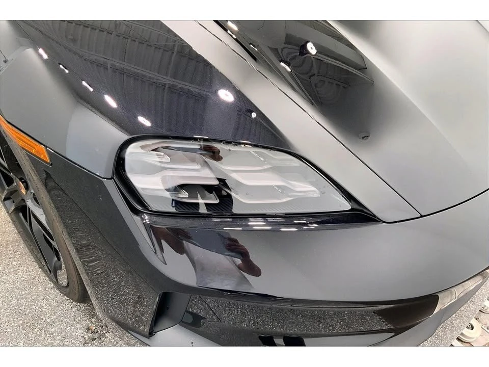 2025 Porsche Taycan - Image 9 of 18