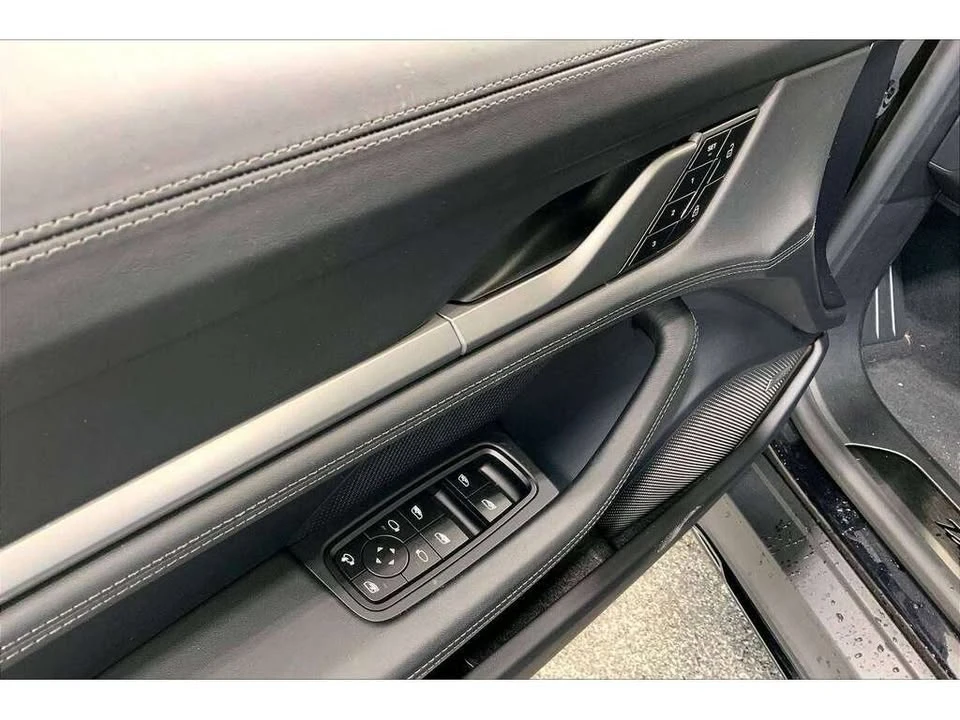 2025 Porsche Taycan - Image 20 of 20