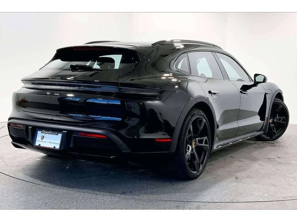 2025 Porsche Taycan - Image 4 of 20