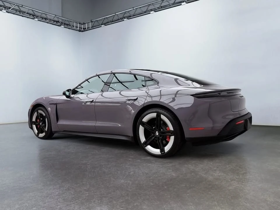 2025 Porsche Taycan - Image 3 of 10