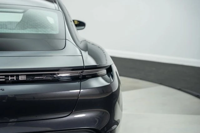 2025 Porsche Taycan - Image 21 of 21