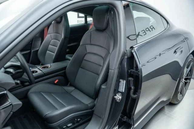2025 Porsche Taycan - Image 3 of 21