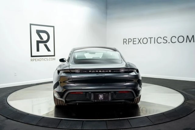 2025 Porsche Taycan - Image 8 of 21