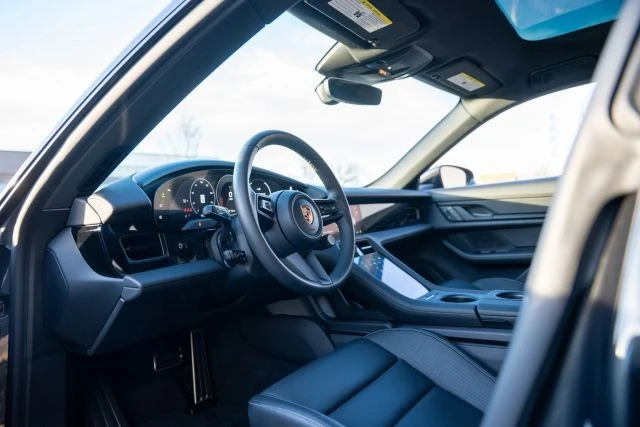 2025 Porsche Taycan - Image 14 of 18