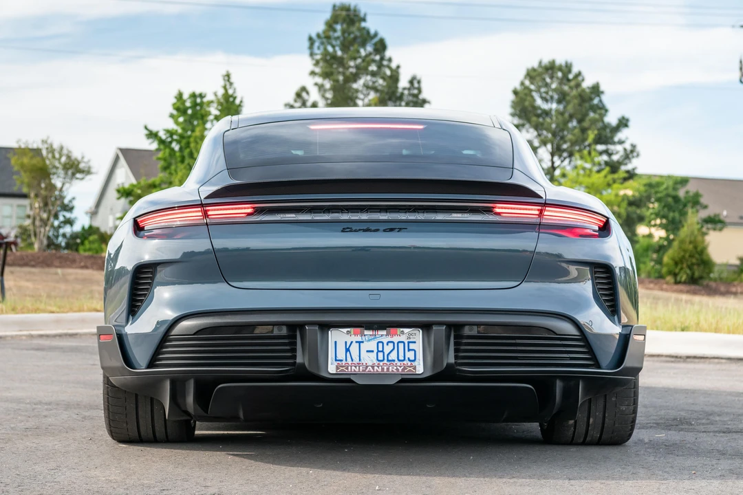 2025 Porsche Taycan Turbo GT - Image 5 of 31