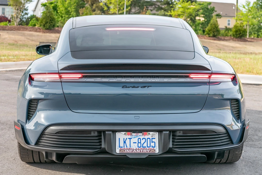 2025 Porsche Taycan Turbo GT - Image 8 of 31
