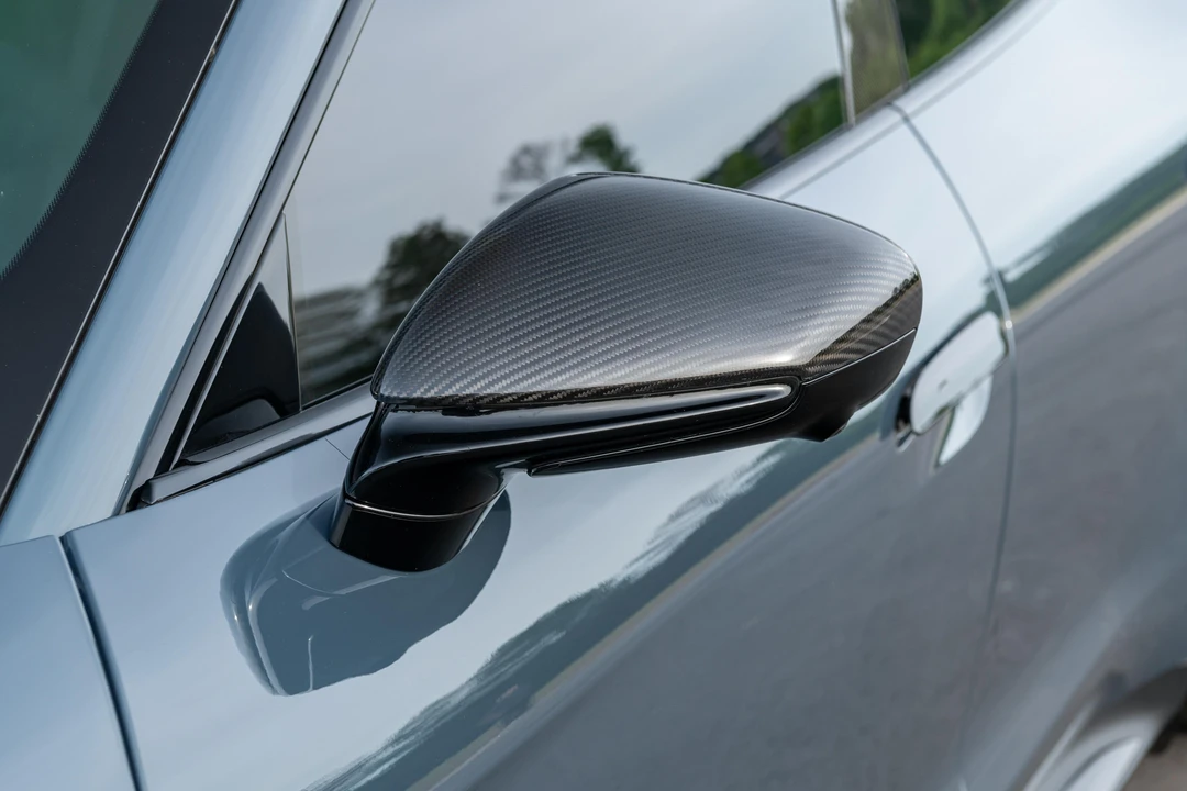 2025 Porsche Taycan Turbo GT - Image 20 of 31