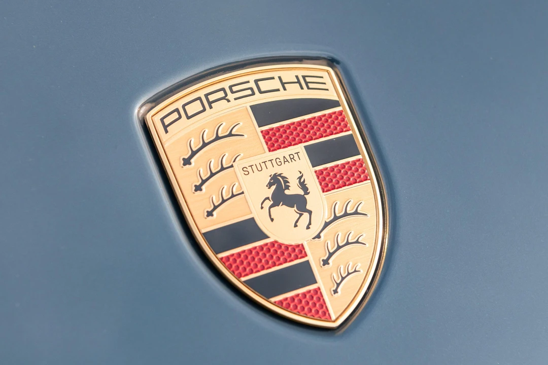 2025 Porsche Taycan Turbo GT - Image 31 of 31