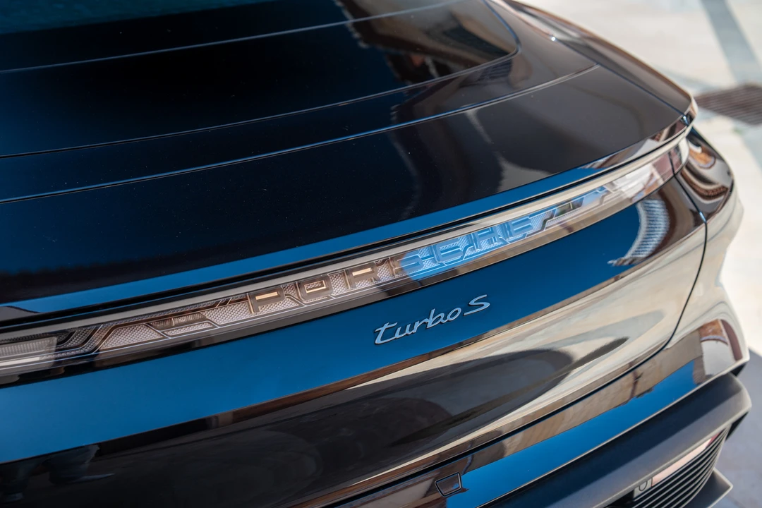 2025 Porsche Taycan Turbo S - Image 15 of 31