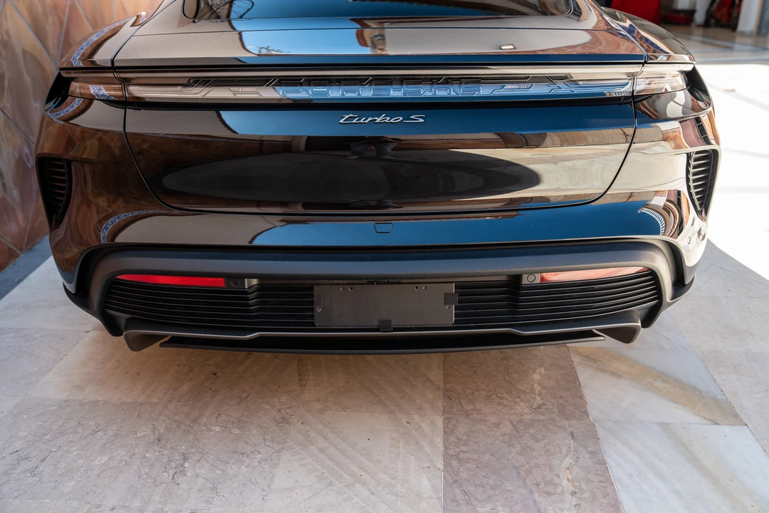 2025 Porsche Taycan Turbo S - Image 20 of 31