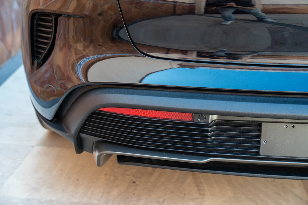 2025 Porsche Taycan Turbo S - Image 21 of 31