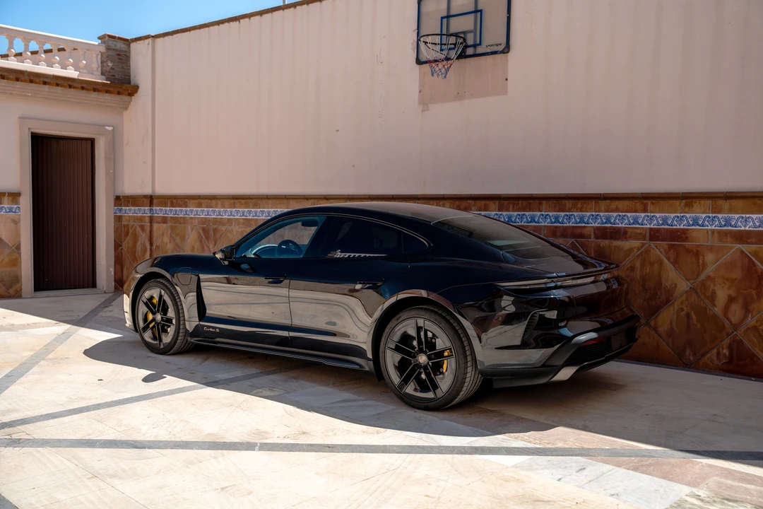 2025 Porsche Taycan Turbo S - Image 5 of 31