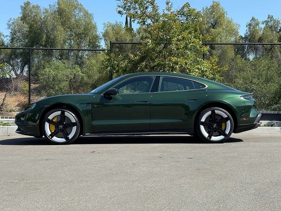 2025 Porsche Taycan Turbo S - Image 2 of 5
