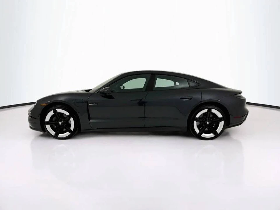 2025 Porsche Taycan - Image 2 of 4