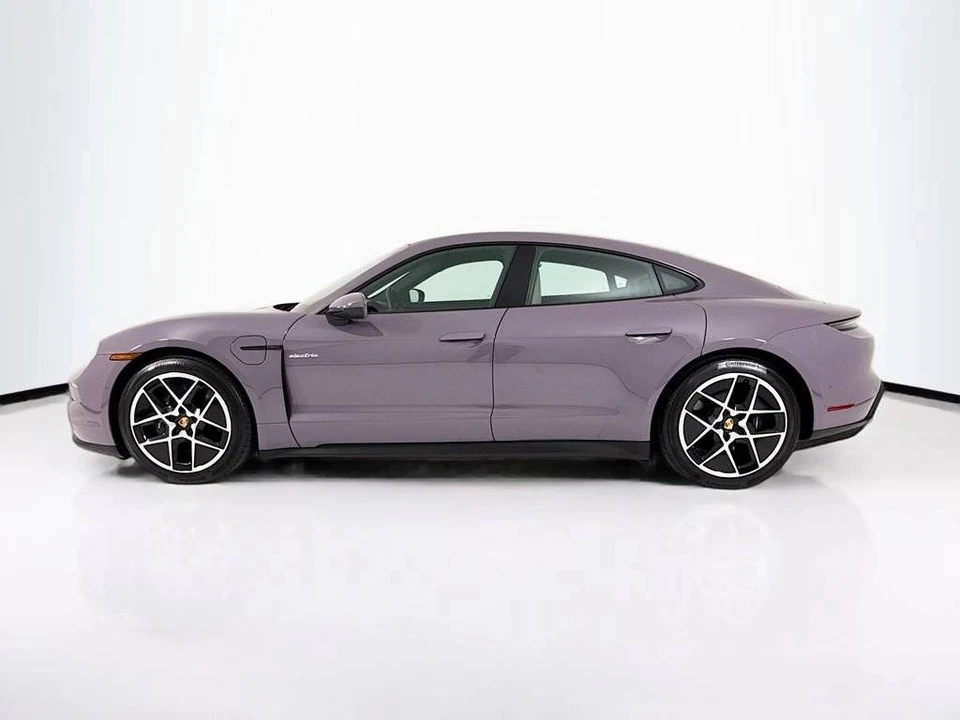 2025 Porsche Taycan - Image 2 of 5