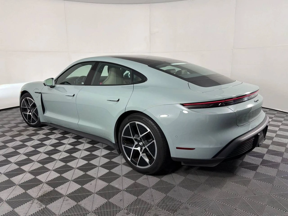 2025 Porsche Taycan - Image 3 of 5