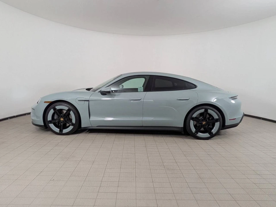2025 Porsche Taycan - Image 2 of 4