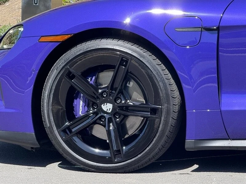 2025 Porsche Taycan - Image 4 of 21