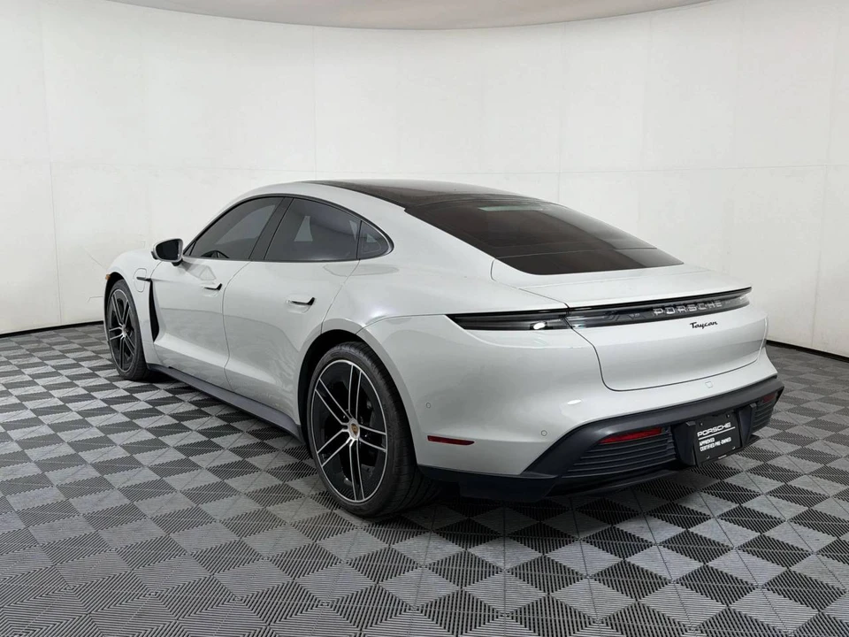 2025 Porsche Taycan - Image 3 of 5