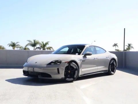 2025 Porsche Taycan