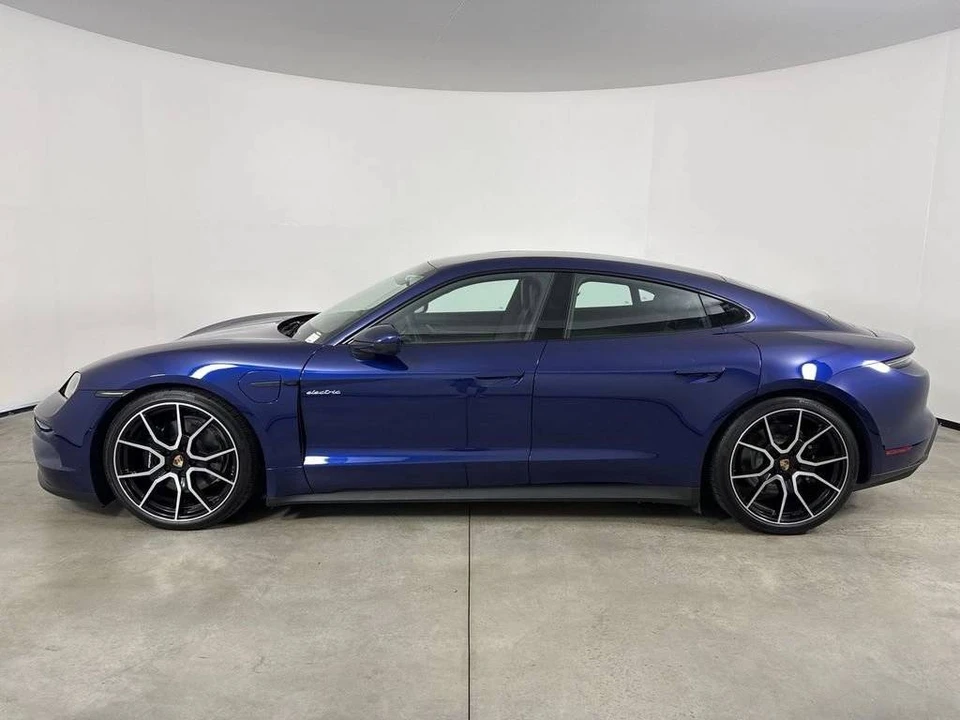 2025 Porsche Taycan - Image 2 of 4
