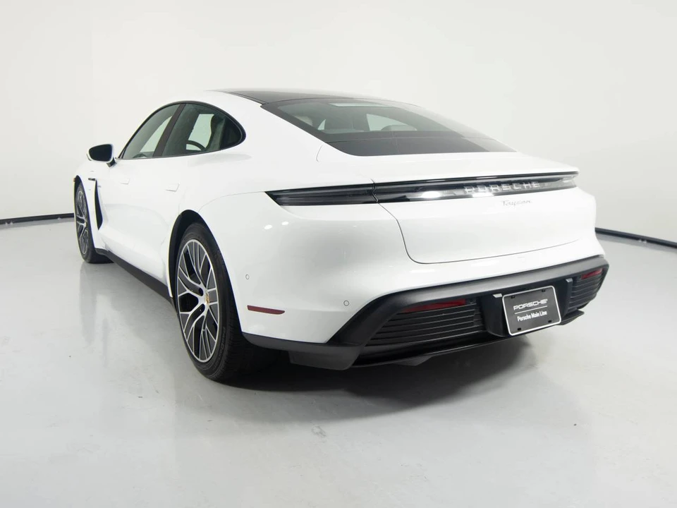 2025 Porsche Taycan - Image 3 of 5