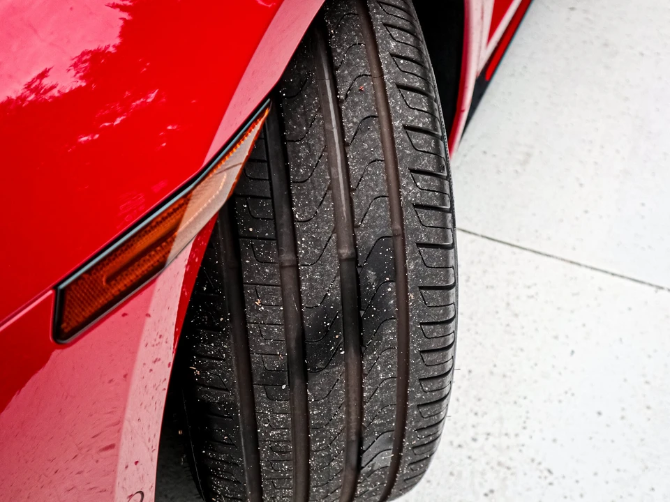 2025 Porsche Taycan - Image 12 of 31